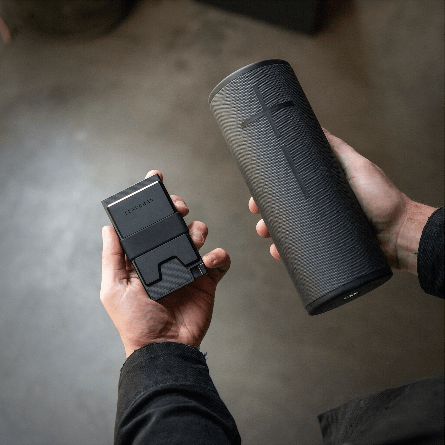Carbon - Porte-cartes Intelligent et Sécurisé avec Blocage RFID